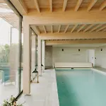 Les Arbres Sous Le Vent A 10 Min De Pairi Daiza Bed & Breakfast