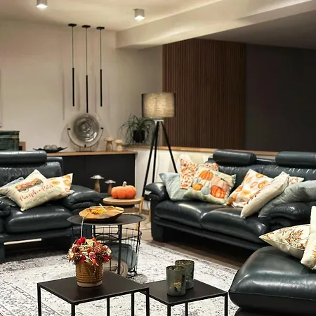 Les Arbres Sous Le Vent A 10 Min De Pairi Daiza B&B Jurbise